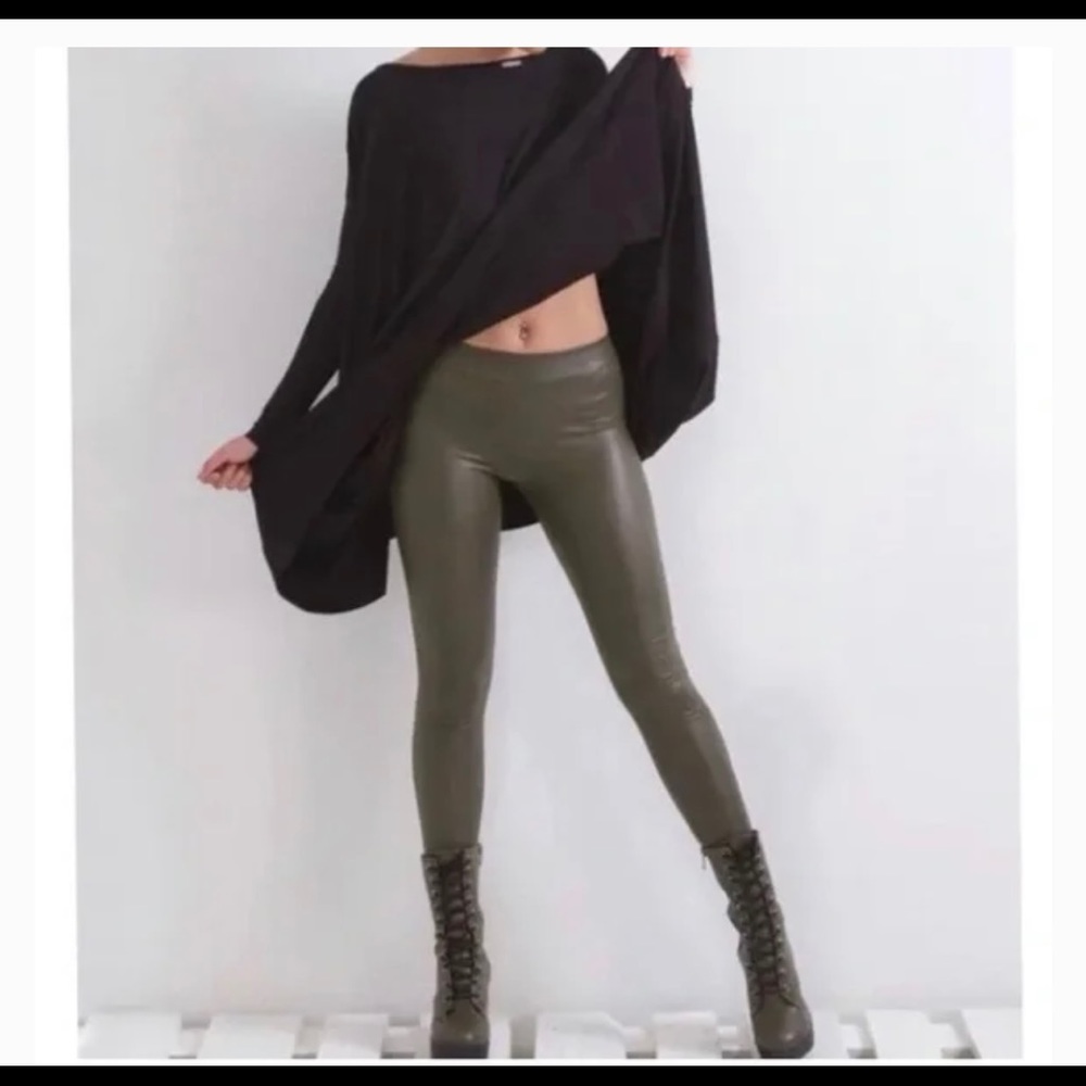 Tractr Jeans Faux Leather Pull On Olive Pants Size 6 NWT